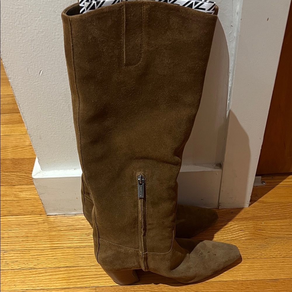 Vince Camuto brown Suede Heeled Boot. Wide calf. Size 7.5